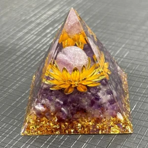 Pirâmide Orgonite - Lótus Violet