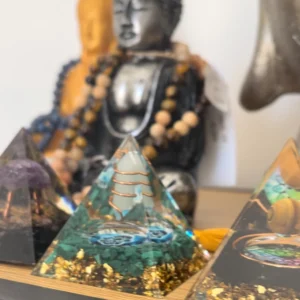 Pirâmide Orgonite - Gerador Cristal